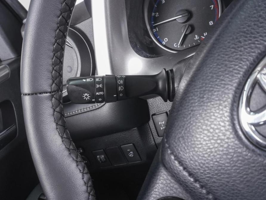 Toyota RAV4 IV (XA40) Рестайлинг Ростов-на-Дону  - изображение 13