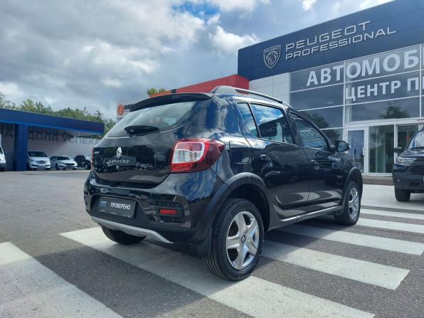 Renault Sandero II с пробегом 2018 года, цена 1 130 000 рублей, 100226 км, хэтчбек, Автокод Объявления