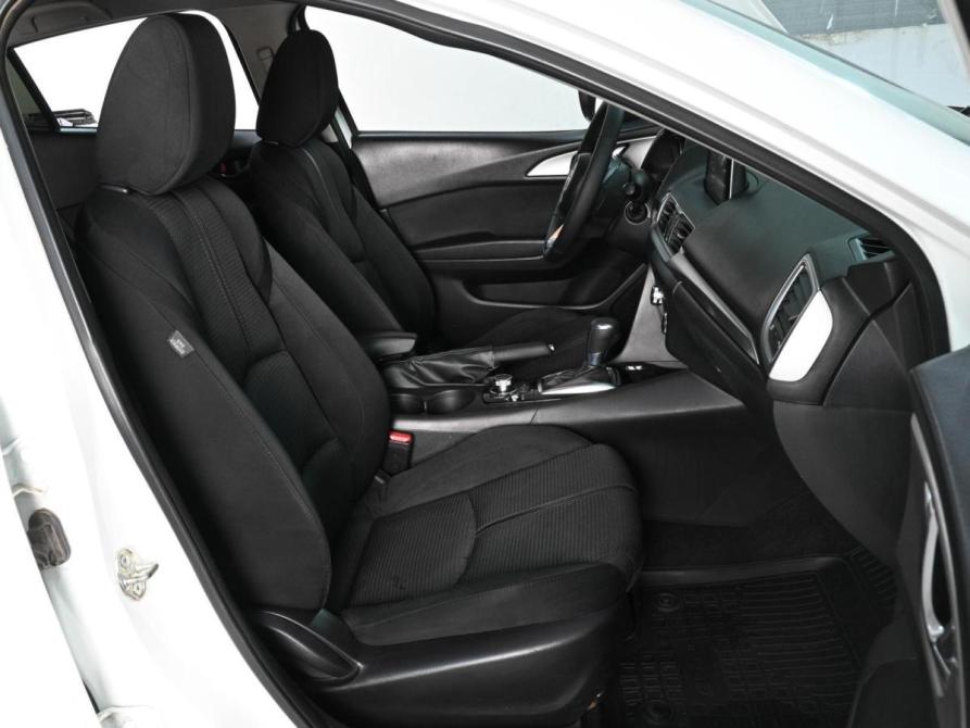 Mazda 3 III (BM) Рестайлинг Ростов-на-Дону  - изображение 8
