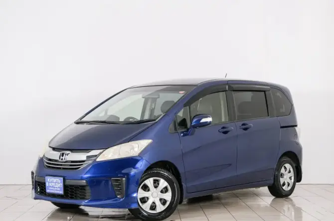 Honda Freed I Рестайлинг 2 с пробегом 2015 года, цена 1 239 000 рублей, 64195 км, компактвэн, Автокод Объявления