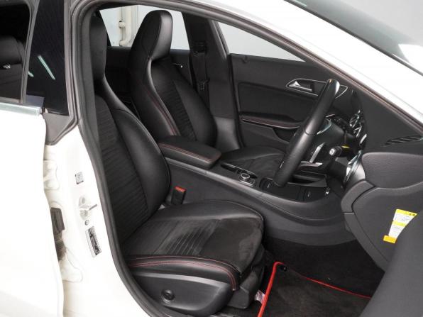 Mercedes-Benz CLA I (C117 X117) Рестайлинг с пробегом 2016 года, цена 1 550 000 рублей, 62897 км, универсал, Автокод Объявления