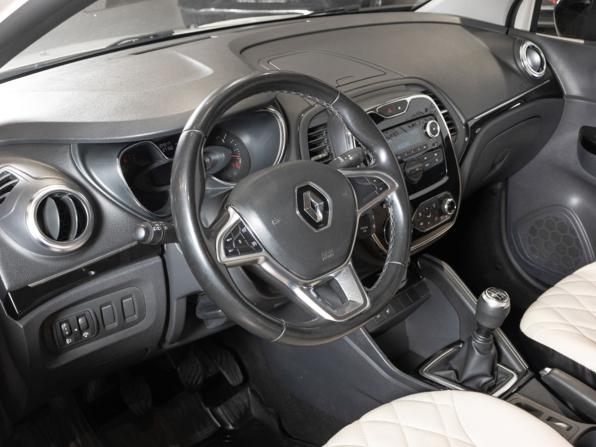 Renault Kaptur I Рестайлинг с пробегом 2020 года, цена 1 608 200 рублей, 104011 км, внедорожник, Автокод Объявления