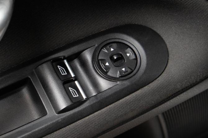 Ford Mondeo IV Рестайлинг с пробегом 2012 года, цена 869 000 рублей, 173000 км, седан, Автокод Объявления