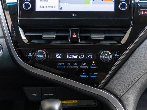 Toyota Camry VIII (XV70) Рестайлинг с пробегом 2021 года, цена 3 218 000 рублей, 117376 км, седан, Автокод Объявления
