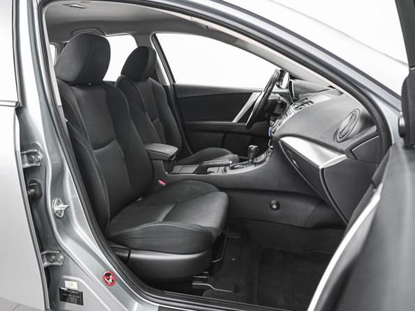 Mazda 3 II (BL) Рестайлинг с пробегом 2012 года, цена 999 111 рублей, 136649 км, хэтчбек, Автокод Объявления