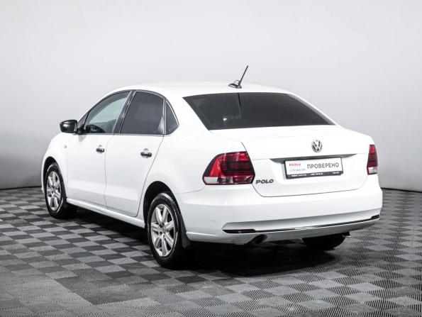 Volkswagen Polo V Рестайлинг с пробегом 2018 года, цена 899 000 рублей, 121739 км, седан, Автокод Объявления