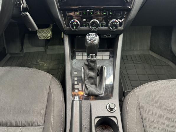 Skoda Octavia III (A7) Рестайлинг с пробегом 2019 года, цена 1 880 000 рублей, 206376 км, универсал, Автокод Объявления