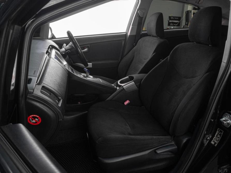 Toyota Prius III Рестайлинг (XW30) Тюмень  - изображение 8