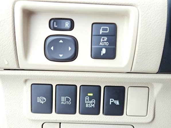 Lexus ES VI с пробегом 2013 года, цена 1 850 000 рублей, 203950 км, седан, Автокод Объявления