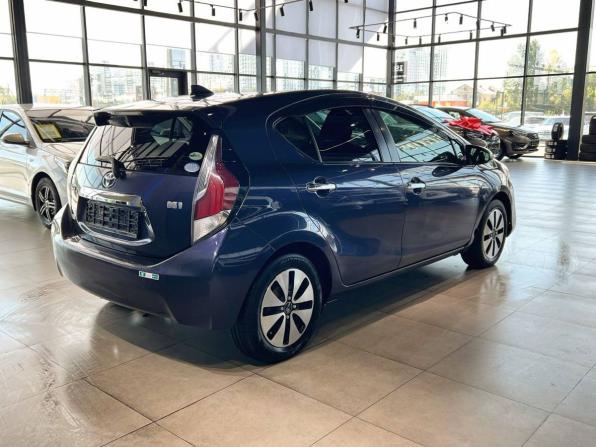 Toyota Aqua I Рестайлинг с пробегом 2014 года, цена 960 000 рублей, 161002 км, хэтчбек, Автокод Объявления