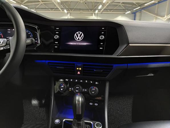 Volkswagen Jetta VII с пробегом 2021 года, цена 2 370 000 рублей, 56111 км, седан, Автокод Объявления