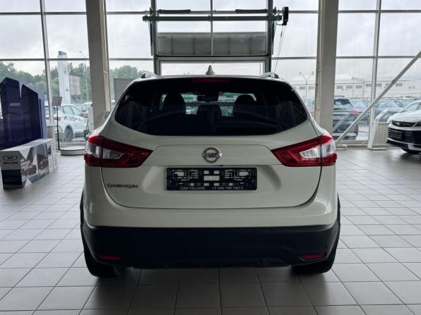 Nissan Qashqai II с пробегом 2017 года, цена 1 635 000 рублей, 85003 км, внедорожник, Автокод Объявления