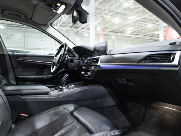 BMW 5 серии VII (G30/G31/G38) с пробегом 2018 года, цена 2 940 300 рублей, 174023 км, седан, Автокод Объявления