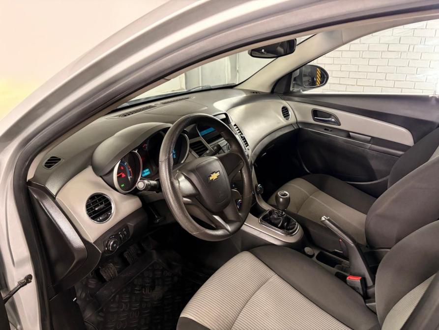 Chevrolet Cruze I Екатеринбург  - изображение 9