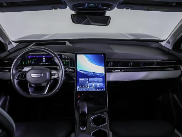 Geely Atlas II с пробегом 2025 года, цена 3 250 000 рублей, 8253 км, внедорожник, Автокод Объявления