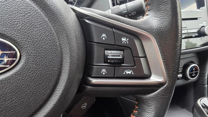Subaru XV II с пробегом 2017 года, цена 2 349 000 рублей, 83500 км, внедорожник, Автокод Объявления