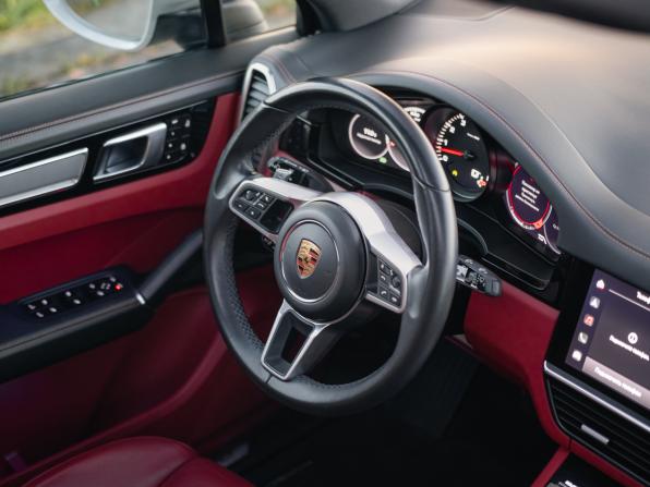 Porsche Cayenne III с пробегом 2022 года, цена 9 500 000 рублей, 45000 км, внедорожник, Автокод Объявления