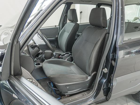 Chevrolet Niva I Рестайлинг с пробегом 2018 года, цена 730 000 рублей, 80994 км, внедорожник, Автокод Объявления