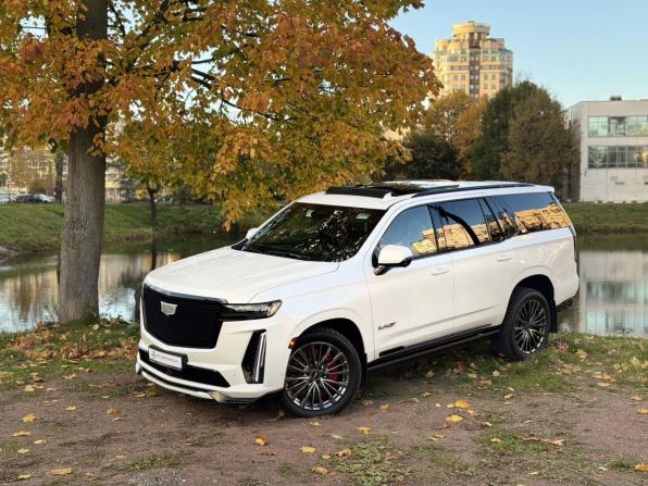 Cadillac Escalade-V I с пробегом 2022 года, цена 15 990 000 рублей, 19127 км, внедорожник, Автокод Объявления