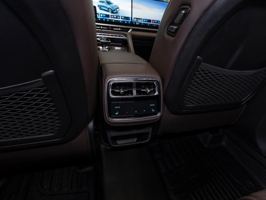 Geely Monjaro I Рестайлинг 2 Москва  - изображение 15