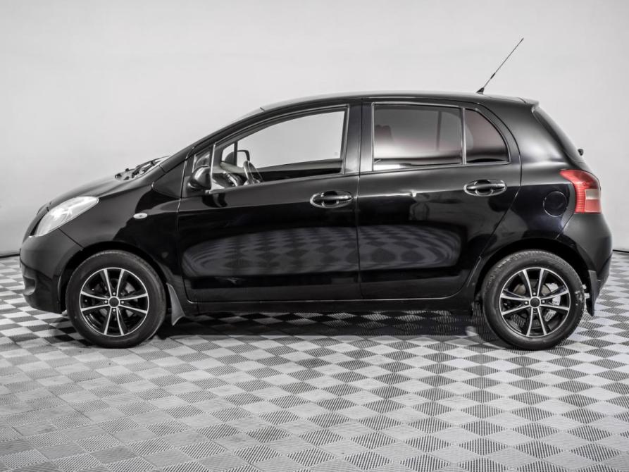 Toyota Yaris II Москва  - изображение 8