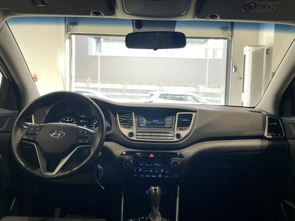 Hyundai Tucson III с пробегом 2018 года, цена 2 220 000 рублей, 77035 км, внедорожник, Автокод Объявления
