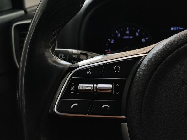Kia Sportage IV Рестайлинг с пробегом 2019 года, цена 2 030 000 рублей, 115350 км, внедорожник, Автокод Объявления