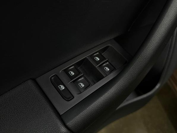 Skoda Rapid II с пробегом 2021 года, цена 1 760 000 рублей, 82982 км, лифтбек, Автокод Объявления