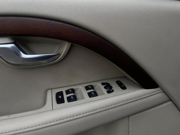 Volvo XC70 II с пробегом 2012 года, цена 1 299 000 рублей, 252000 км, универсал, Автокод Объявления