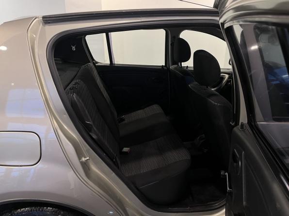 Renault Sandero I с пробегом 2012 года, цена 620 000 рублей, 101860 км, хэтчбек, Автокод Объявления