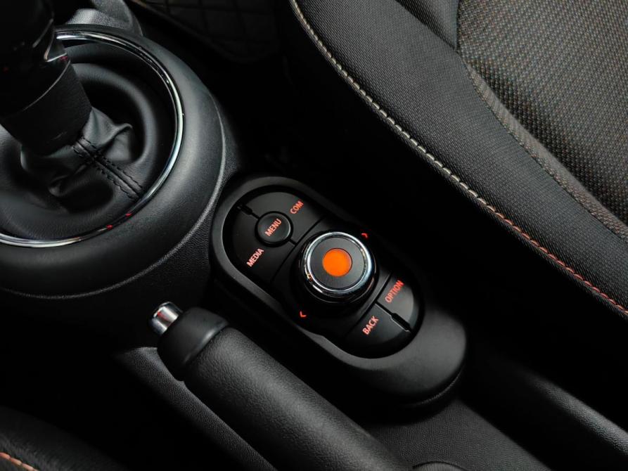 Mini Hatch III (F55/F56) Рестайлинг Подольск  - изображение 16