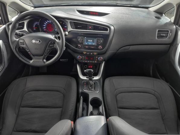Kia Ceed II Рестайлинг с пробегом 2018 года, цена 1 061 000 рублей, 185066 км, универсал, Автокод Объявления