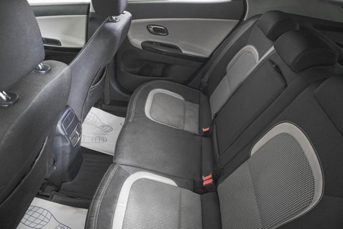 Kia Ceed II с пробегом 2015 года, цена 1 269 000 рублей, 169849 км, хэтчбек, Автокод Объявления