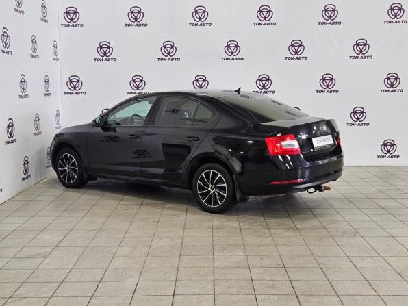 Skoda Octavia III (A7) Рестайлинг с пробегом 2017 года, цена 1 671 000 рублей, 173487 км, лифтбек, Автокод Объявления