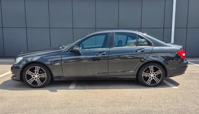 Mercedes-Benz C-Класс III (W204) Рестайлинг с пробегом 2013 года, цена 1 594 000 рублей, 133039 км, седан, Автокод Объявления