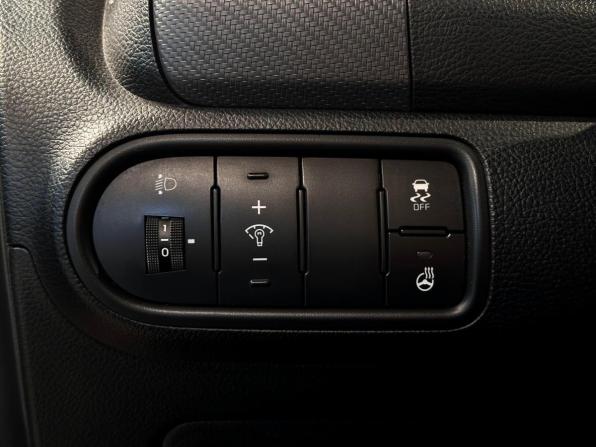 Kia Cerato III Рестайлинг (Classic) с пробегом 2019 года, цена 1 615 000 рублей, 126244 км, седан, Автокод Объявления