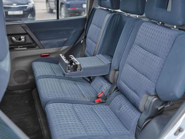 Mitsubishi Pajero III Рестайлинг с пробегом 2004 года, цена 1 099 000 рублей, 275800 км, внедорожник, Автокод Объявления