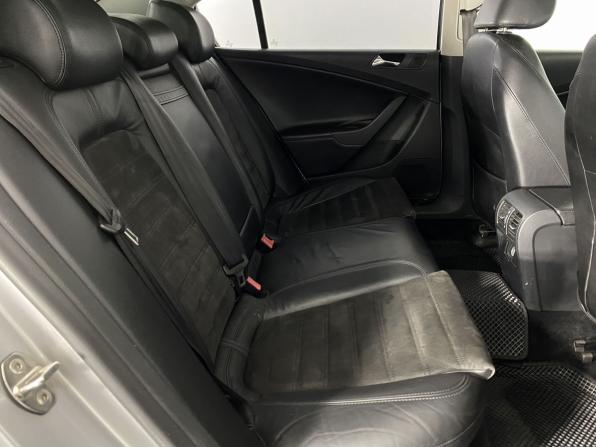 Volkswagen Passat B6 с пробегом 2007 года, цена 780 000 рублей, 332231 км, седан, Автокод Объявления