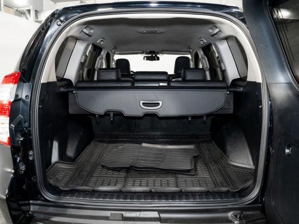 Toyota Land Cruiser Prado 150 Series Рестайлинг 1 с пробегом 2014 года, цена 3 149 500 рублей, 326443 км, внедорожник, Автокод Объявления