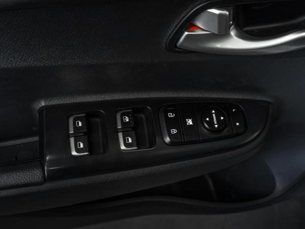 Kia Rio IV с пробегом 2018 года, цена 1 399 000 рублей, 57158 км, седан, Автокод Объявления