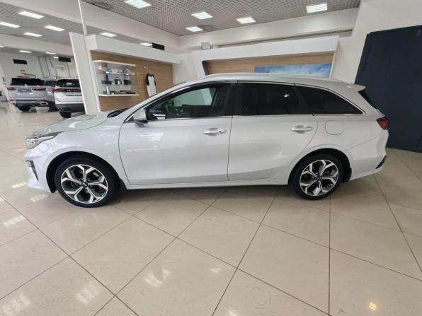 Kia Ceed III с пробегом 2019 года, цена 2 050 000 рублей, 45890 км, универсал, Автокод Объявления