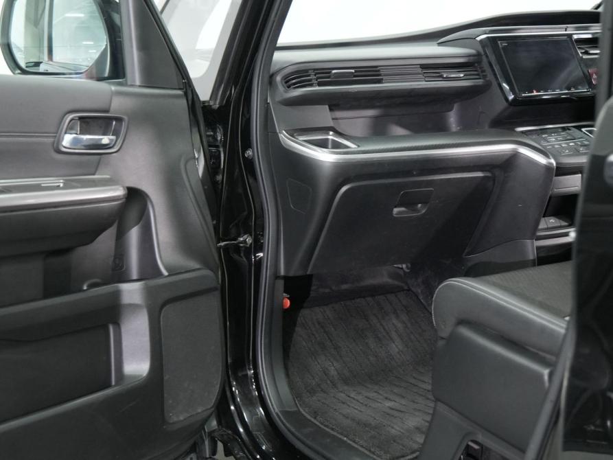 Honda Stepwgn V Рестайлинг Новосибирск  - изображение 13