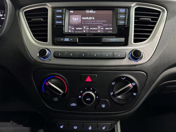 Hyundai Solaris II с пробегом 2019 года, цена 1 348 000 рублей, 133955 км, седан, Автокод Объявления