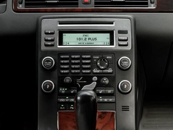Volvo XC70 II с пробегом 2008 года, цена 1 450 000 рублей, 244867 км, универсал, Автокод Объявления