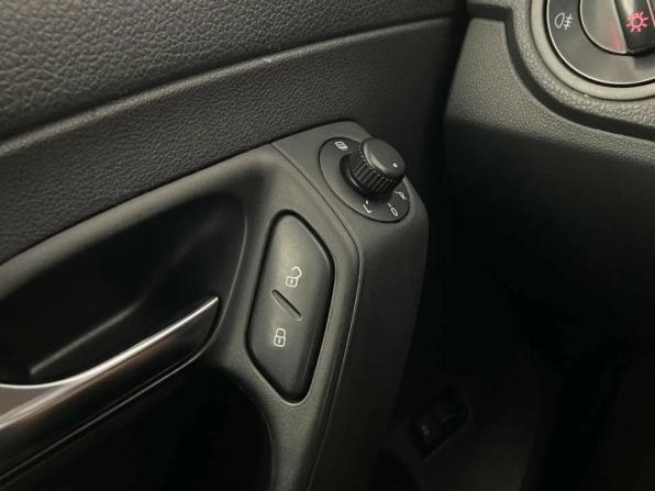 Volkswagen Polo V с пробегом 2015 года, цена 1 025 000 рублей, 70965 км, седан, Автокод Объявления