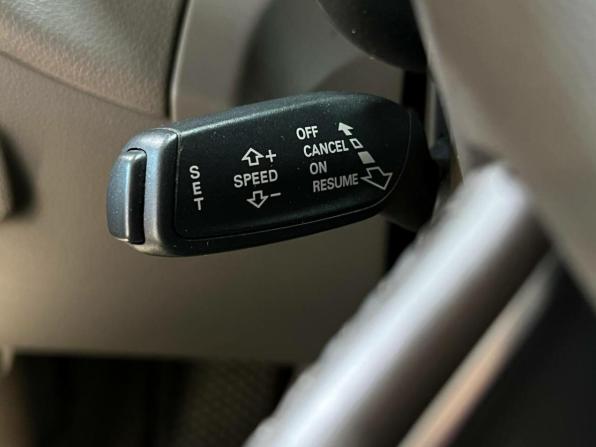 Audi Q5 I (8R) Рестайлинг с пробегом 2013 года, цена 1 599 000 рублей, 226925 км, внедорожник, Автокод Объявления