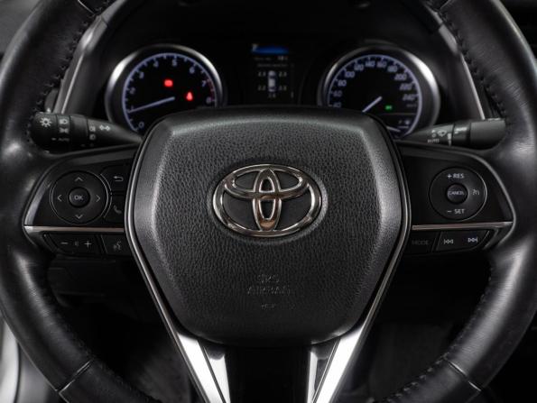Toyota Camry VIII (XV70) с пробегом 2018 года, цена 2 519 000 рублей, 80831 км, седан, Автокод Объявления