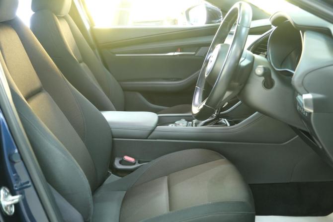 Mazda 3 IV (BP) с пробегом 2019 года, цена 1 699 000 рублей, 39000 км, хэтчбек, Автокод Объявления