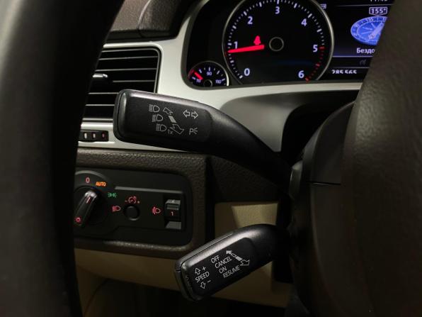 Volkswagen Touareg II с пробегом 2011 года, цена 1 950 000 рублей, 285565 км, внедорожник, Автокод Объявления