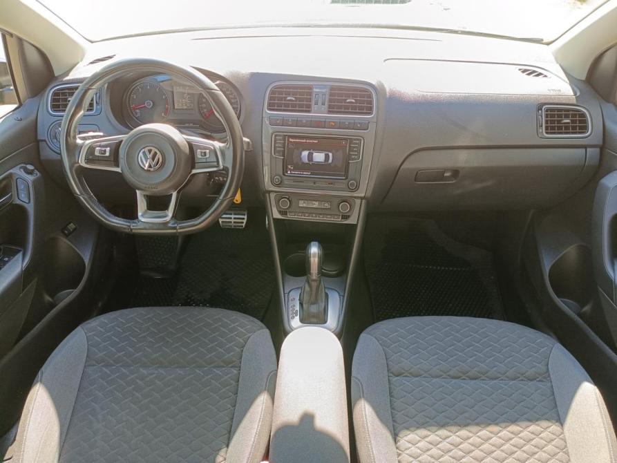 Volkswagen Polo V Рестайлинг Санкт-Петербург  - изображение 13